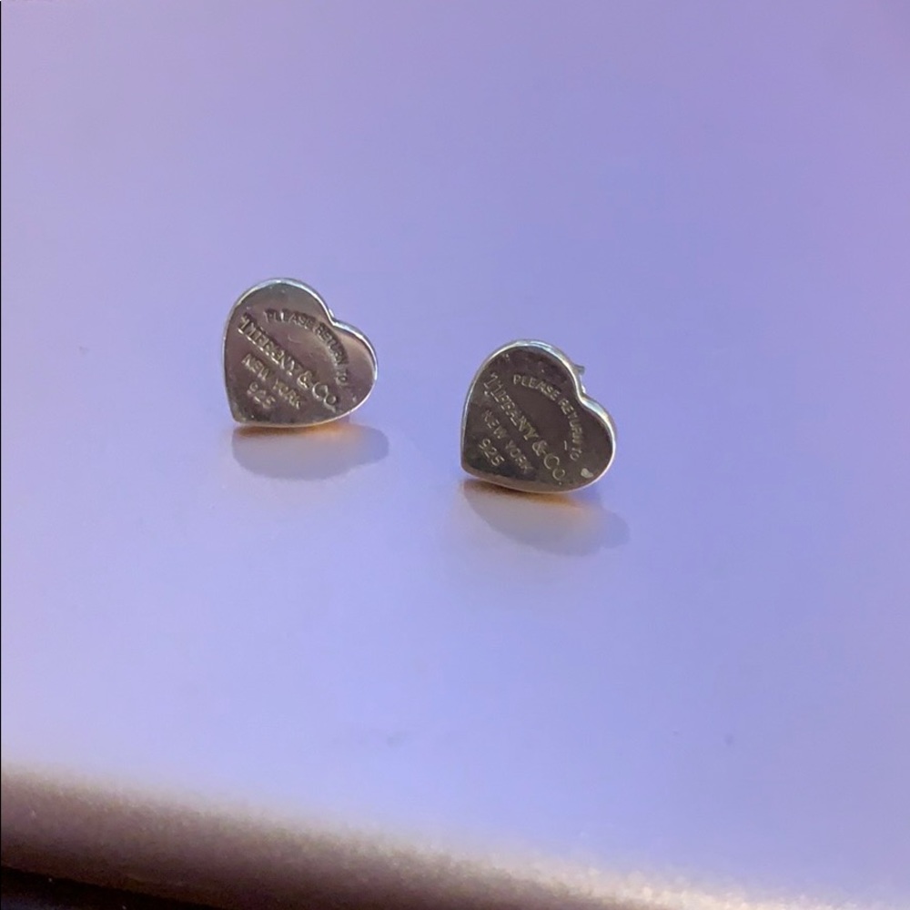 Tiffany mini heart earrings